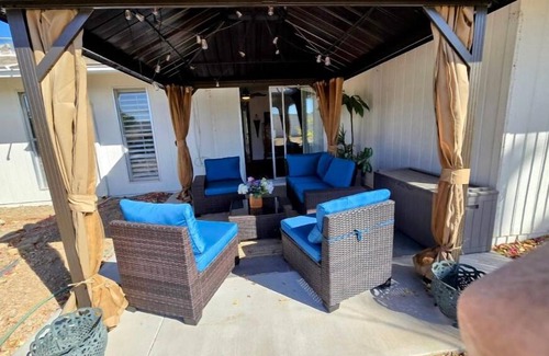 Sun City West Condo | Welcome to beautiful Desert Glen Inn located in the "Arizona Valley of the Sun"
