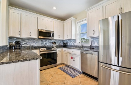 St. George Island House | Welcome to Blue Pelican!