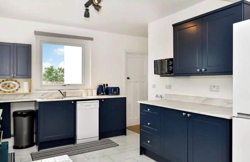 Reynoldston Cottage | Welcome to BrynView in Reynoldston, Gower.