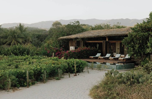 Puerto Escondido House | Welcome to Casa Altanera