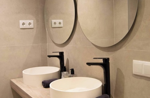 Mirasierra House | Welcome to Casa Bar Madrid