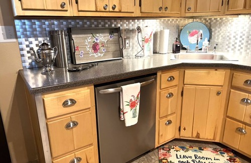 Cortez House | Welcome to “Casa De Serenity” Beautifully updated, fully furnished 3 bdrm 2 bath