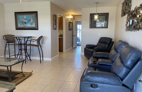 Springs at Kings Bay Condo | Welcome to Crystal River! Can’t beat the view
