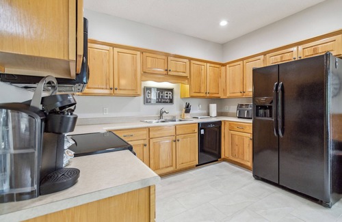 Sloans Valley House | Welcome to "Cumberland Lake Oasis" – Your Perfect Lakeside Retreat!