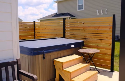Noblesville House | Welcome to Dark Roast Retreat! Spacious 4BR w/WiFi & AC in charming Noblesville