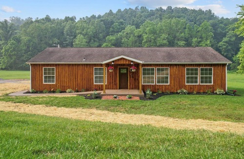 Carbon Hill Cabin | Welcome to Deer Run Retreat