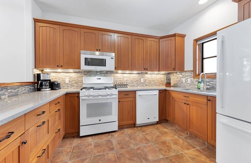 Sun Peaks House | Welcome to Evergreen Forest at Trails Edge!