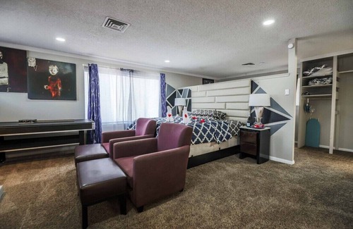 North Las Vegas Villa | Welcome to Fabulous Las Vegas! Located minutes away from the Las Vegas Strip