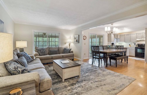 Sloans Valley Condo | Welcome to Family Lake Time – Your Waterfront Condo!