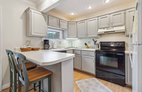 Sloans Valley Condo | Welcome to Family Lake Time – Your Waterfront Condo!