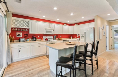 Bronston Condo | Welcome to Golf and Lake Retreat – Your Golfing Getaway