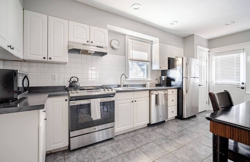 Danbury Apartment | Welcome to Hat City Danbury | A Suburban Retreat Close to It All