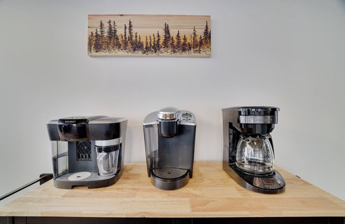 Lake Ariel Ski Chalet | Welcome to House in the Trees in The Hideout!