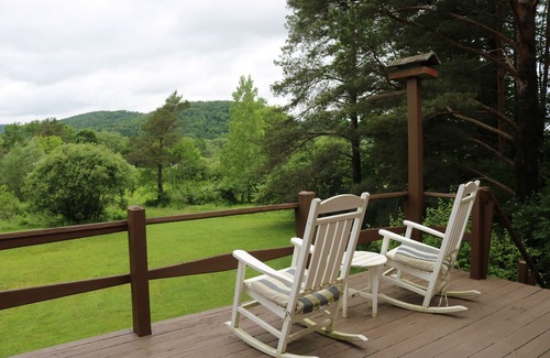 Great Valley House | Welcome to Howe Hill Retreat!
