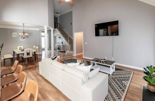 Fern Creek House | Welcome to Love & Fun!5bedr &4 bath, Pet allowed, Entertainment for adults &kids