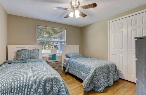 Northside House | Welcome to Merival Manor! Fresh & New find your way to this spacious hideaway