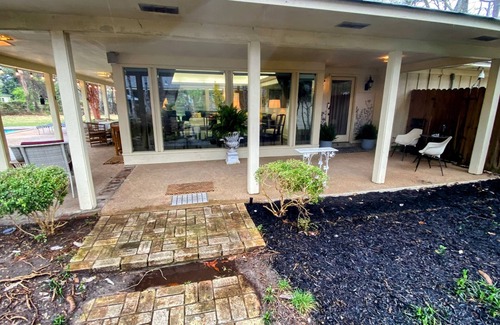Clarksdale Cottage | Welcome to OG, the premier guesthouse in Clarksdale. One mile from the jukes!
