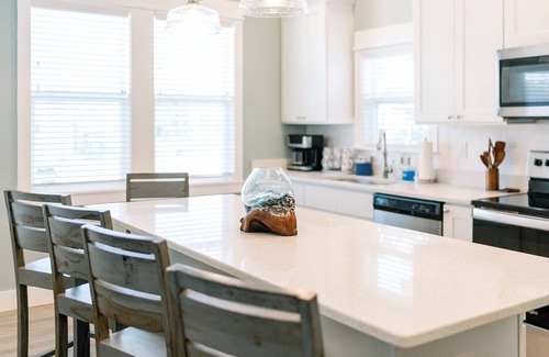 Corolla Light Condo | Welcome to Ohanakai - 2 bed, Single Level Pets Welcome! Walk to the Beach