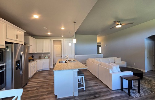 Greeley House | Welcome to our beautiful 3 bedroom Northwest greeley home minutes from Windsor.