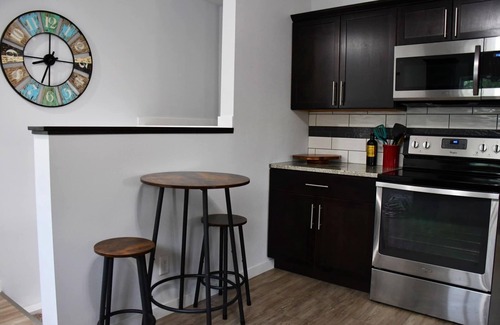 Sioux Falls House | Welcome to our Blue Bungalow in the heart of Sioux Falls. Close to everything!