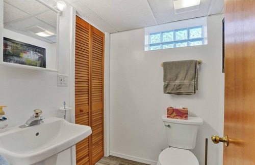 La Grange Park House | Welcome to our charming home!