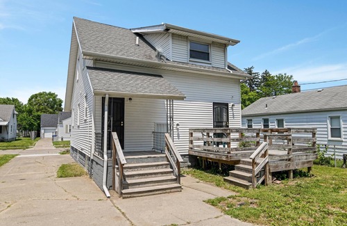Detroit House | Welcome to our charming one bedroom home