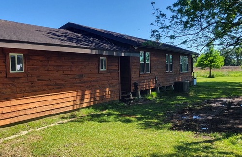 Carencro Other | Welcome to our cozy and secluded location on a picturesque blueberry farm.