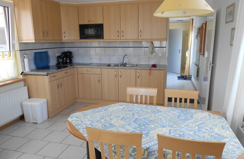 Westkapelle House | Welcome to our ground floor vacation rental Park Road 22 with private parking!