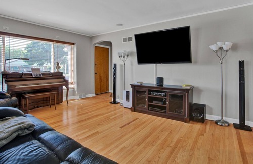 La Grange Park House | Welcome to our home!