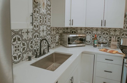 Pueblo Alto House | Welcome to our spacious home in prime Albuquerque