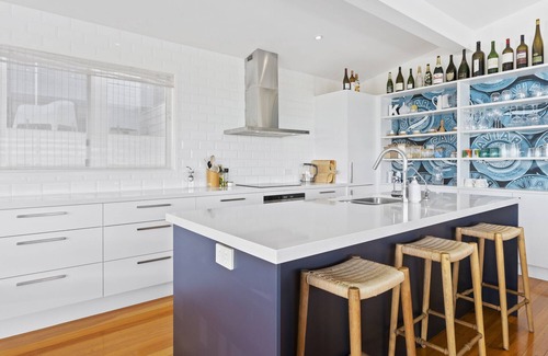 Mermaid Beach Apartment | Welcome to Paradise at this Mermaid Beach House