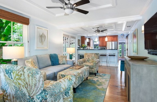 Old Town House | Welcome to Parrot Dice! An Old Town tropical oasis with a private heated pool.
