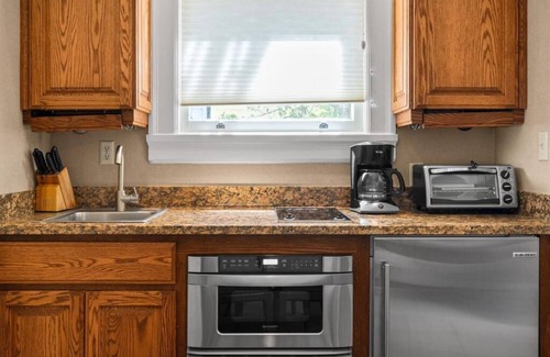 Lower Nob Hill Apartment | Welcome to Powell Place in the Heart of SF