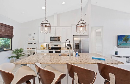 Central Naples House | * Welcome to Relaxa *