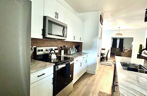 Crestline Heights House | Welcome to S & B Birmingham Getaway!