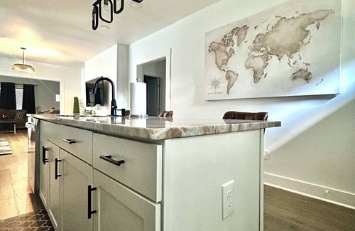 Crestline Heights House | Welcome to S & B Birmingham Getaway!