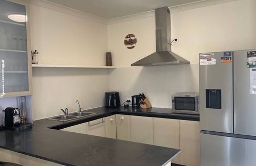 Jurien Bay House | Welcome to Sandpiper Escape (Unit 47 Seafront Estate), located within a stunning complex right in th