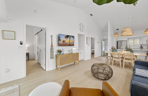 Mid Island House | Welcome to SEA SALT FMB