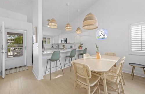 Mid Island House | Welcome to SEA SALT FMB