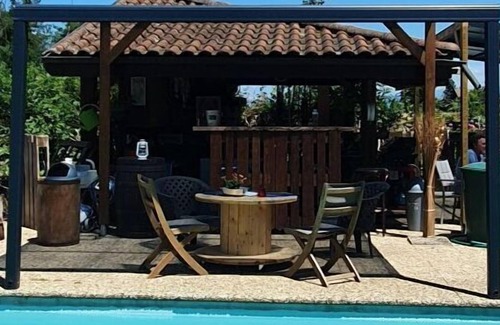 Thonon-les-Bains Cabin | Welcome to stay at "Villa Perran Residence" " lake Geneva shoreline"
