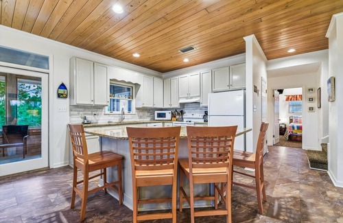 Plantation House | Welcome to Sun Treader!