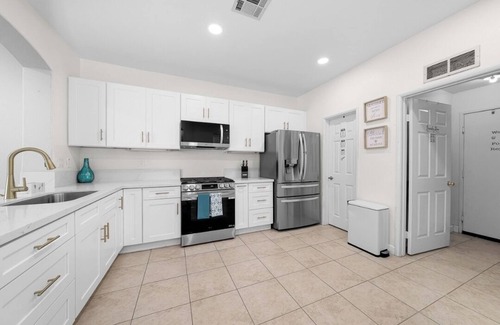 Ocean View Hills Condo | Welcome to Sun-Kissed Retreat, your home-away-from-home in sunny San Diego!