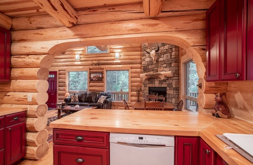 Whitefish Cabin | Welcome to Sweet Water, 2 bed 2 bath log cabin 10 minutes from Glacier Park!