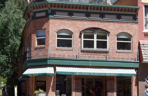 Ouray Condo | Welcome To The Ago Gallery Loft. Spacious, Clean, Convenient Location.