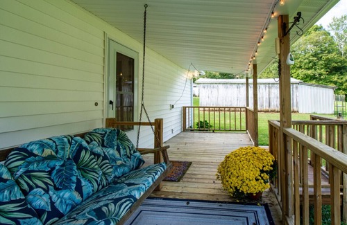 Harriman House | Welcome to The Hideaway in Harriman, TN