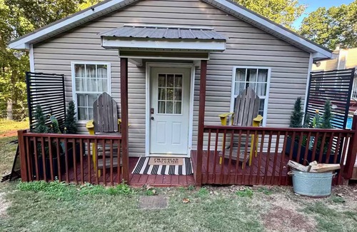 Dahlonega House | Welcome to "The Luxury Holiday House"!