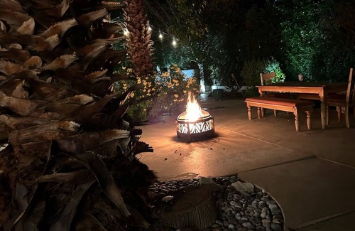El Mirador House | Welcome to the Mojo Dojo Desert Casa House
