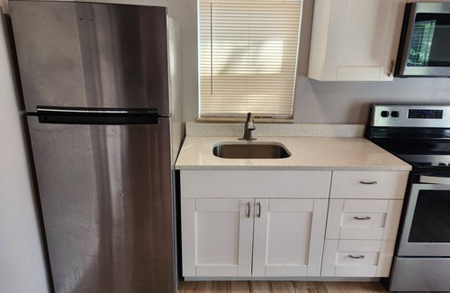 Magnolia Heights House | Welcome to The Pink Flamingo! Cozy Private House w/Fenced in Yard