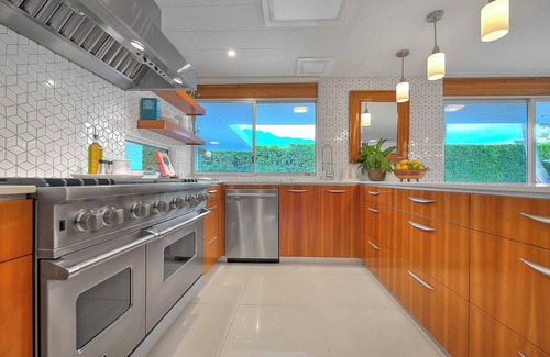 Palm Springs House | Welcome to The Sunset Palms: A Mid-Century Modern Oasis!