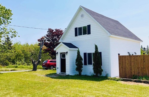 Cape Breton Regional Municipality House | Welcome to The White House Retreat in Cape Breton